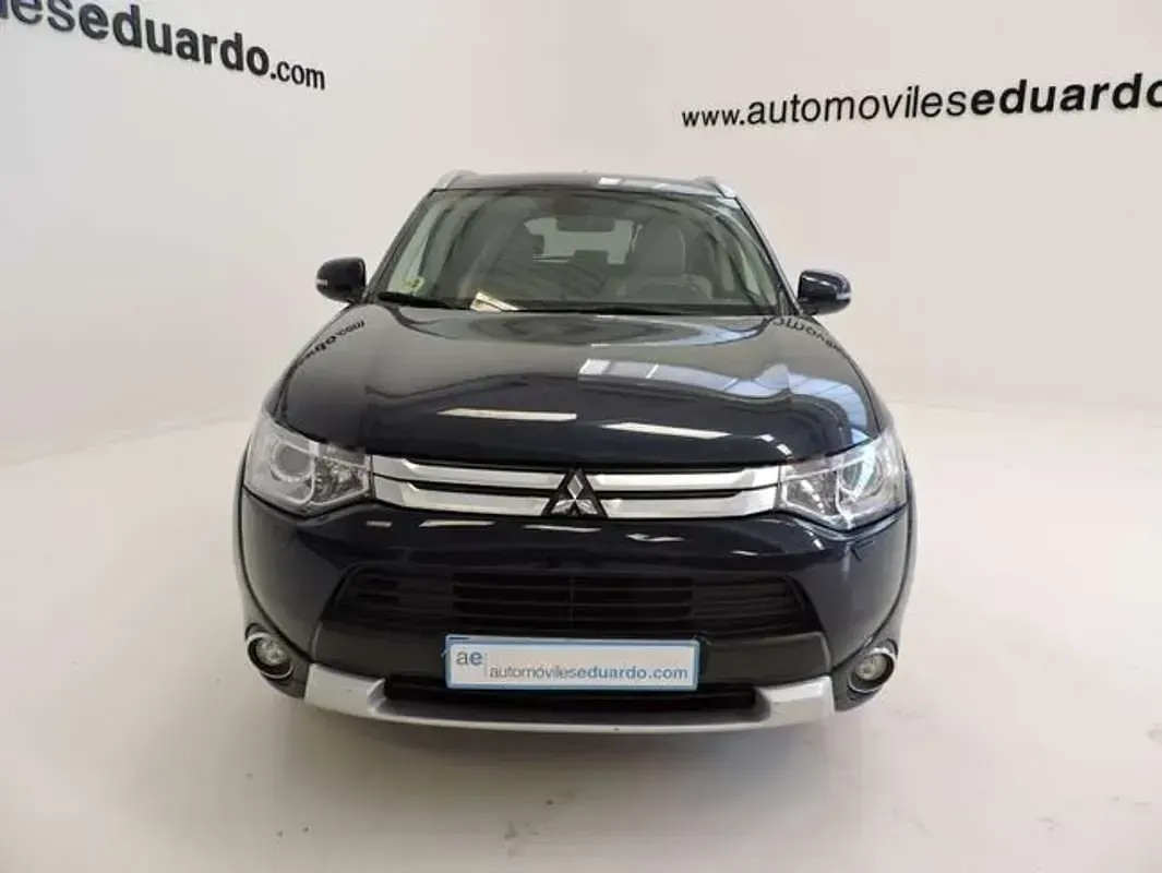 Usado Mitsubishi Outlander 150 CV (110 kW) 2015 Azul SUV