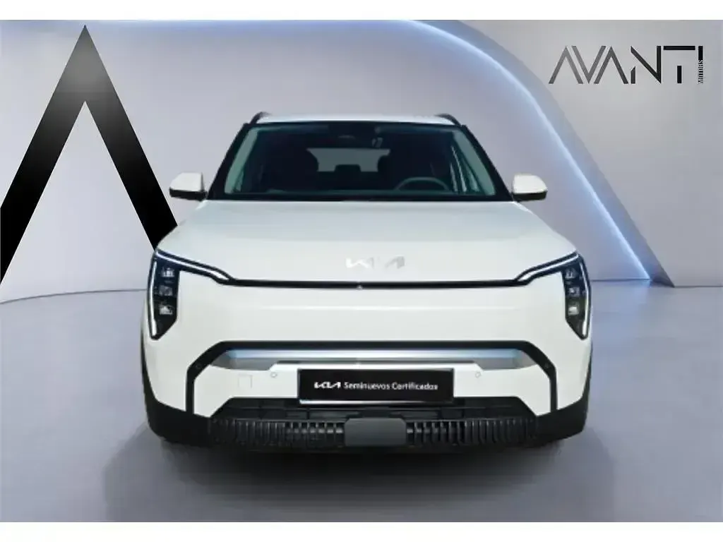 Käytetty Kia EV3 Earth 150 kW (204 HP) 2025 Valkoinen Katumaasturi