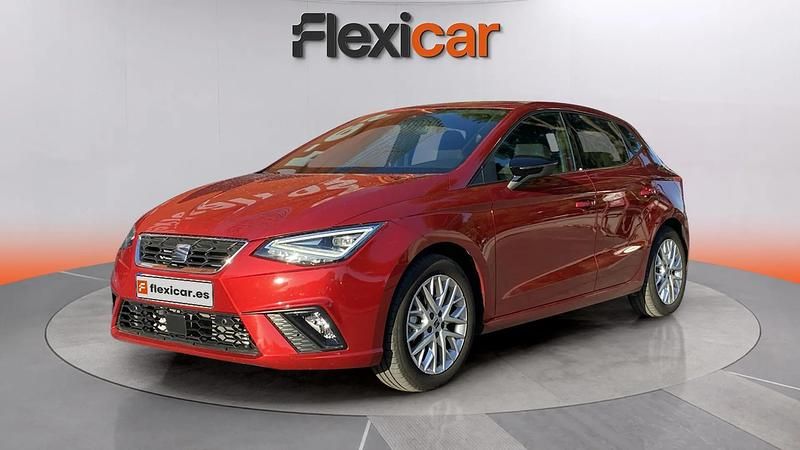 Usado Seat Ibiza FR 116 CV (85 kW) 2025 Rojo Berlina