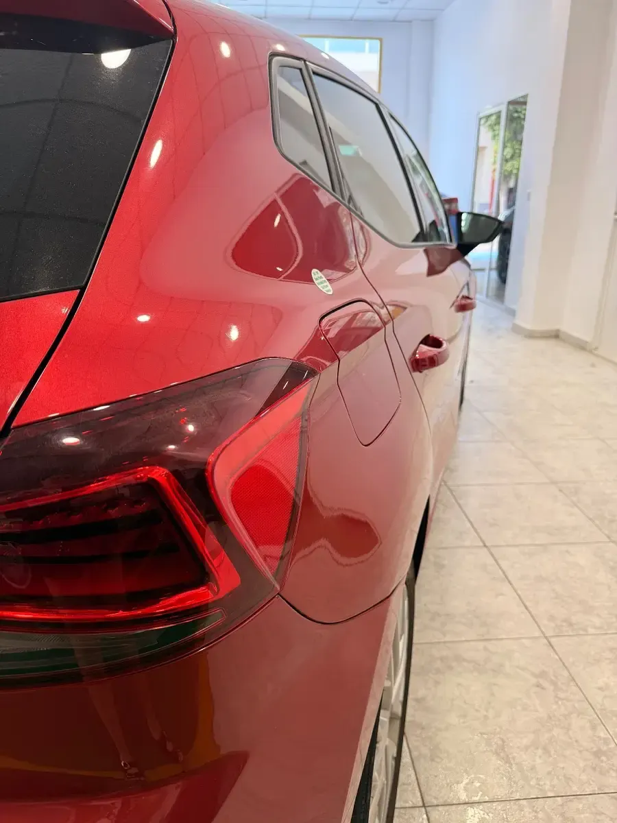 Usado Seat Ibiza FR 115 CV (84 kW) 2024 Rojo Utilitario
