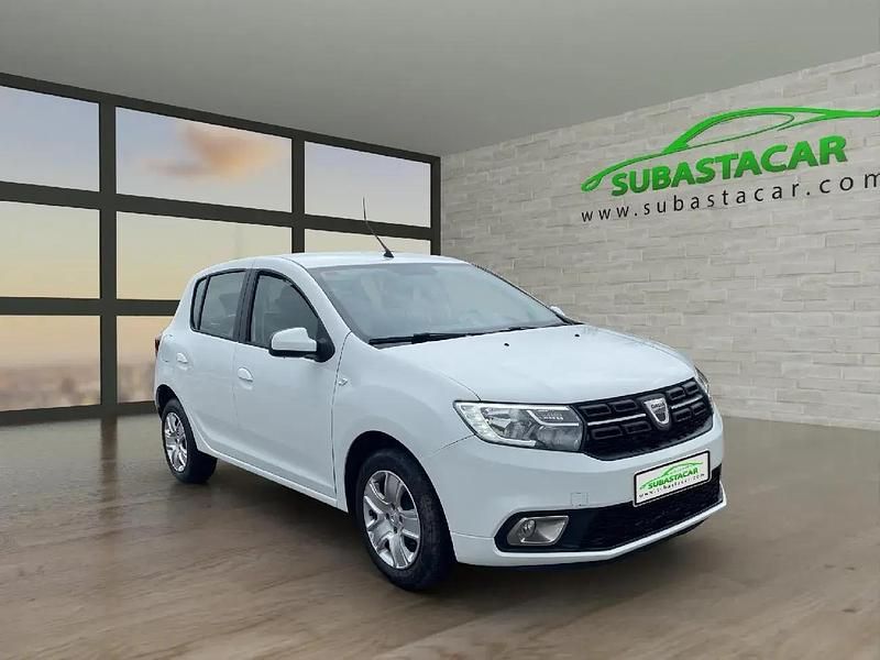 Usado Dacia Sandero Comfort 95 HP (69 kW) 2020 Branco Citadino