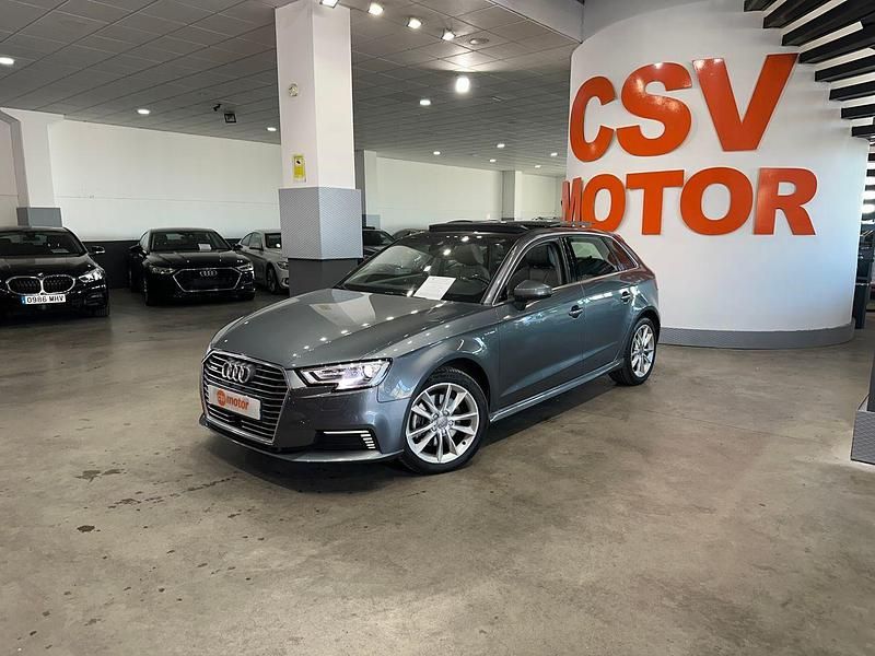 Usado Audi A3 Sportback e-tron 204 CV (150 kW) 2018 Gris Utilitario