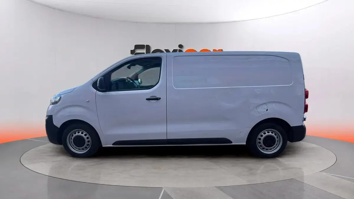 Usado Opel Vivaro-e Combi 102 CV (75 kW) 2023 Blanco Monovolumen