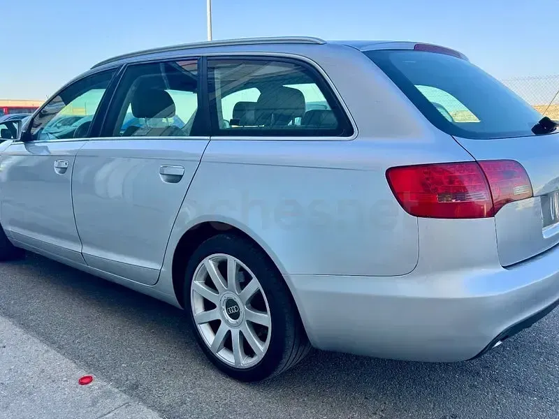 Usado Audi A6 S-Line 140 CV (102 kW) 2007 Gris / plata Familiar