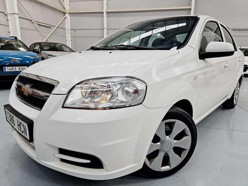 Blanco Usado 2011 Chevrolet Aveo LS Berlina | 4990 € (Precio justo) - Imagen 1/4