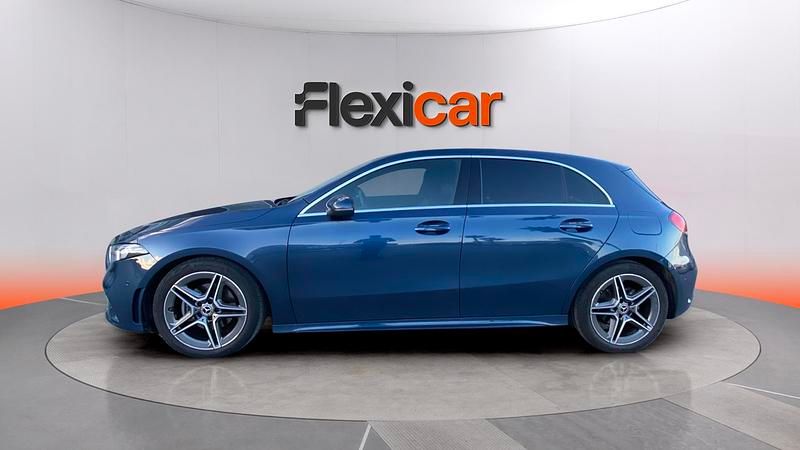 Usado Mercedes A180 136 CV (100 kW) 2021 Azul Berlina