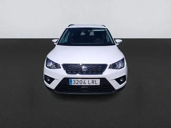Usado Seat Arona Style 110 CV (80 kW) 2021 Blanco SUV