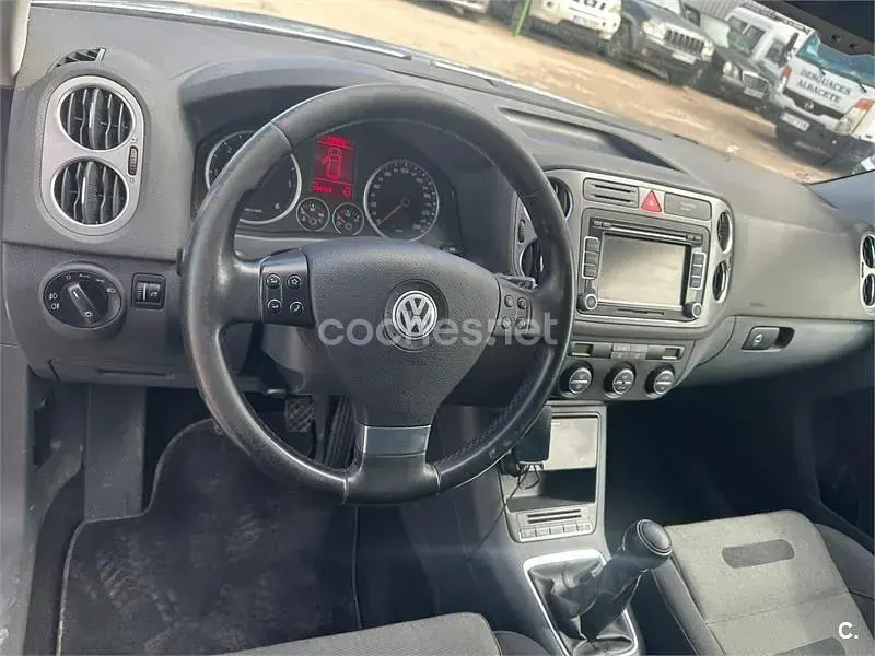 Usado VW Tiguan 170 CV (125 kW) 2010 Azul SUV