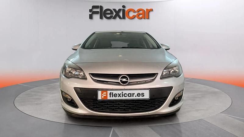 Usado Opel Astra Selective 116 CV (85 kW) 2014 Gris Utilitario