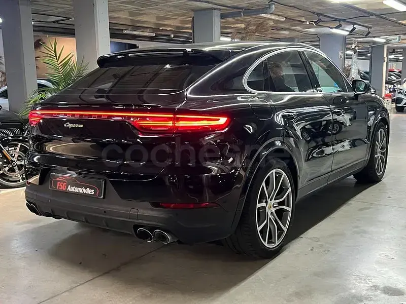 Usado Porsche Cayenne 462 CV (339 kW) 2021 Negro SUV
