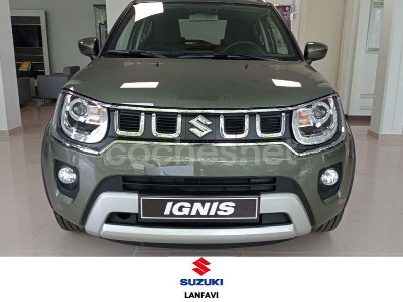 Usado Suzuki Ignis 83 CV (61 kW) 2023 Verde Utilitario