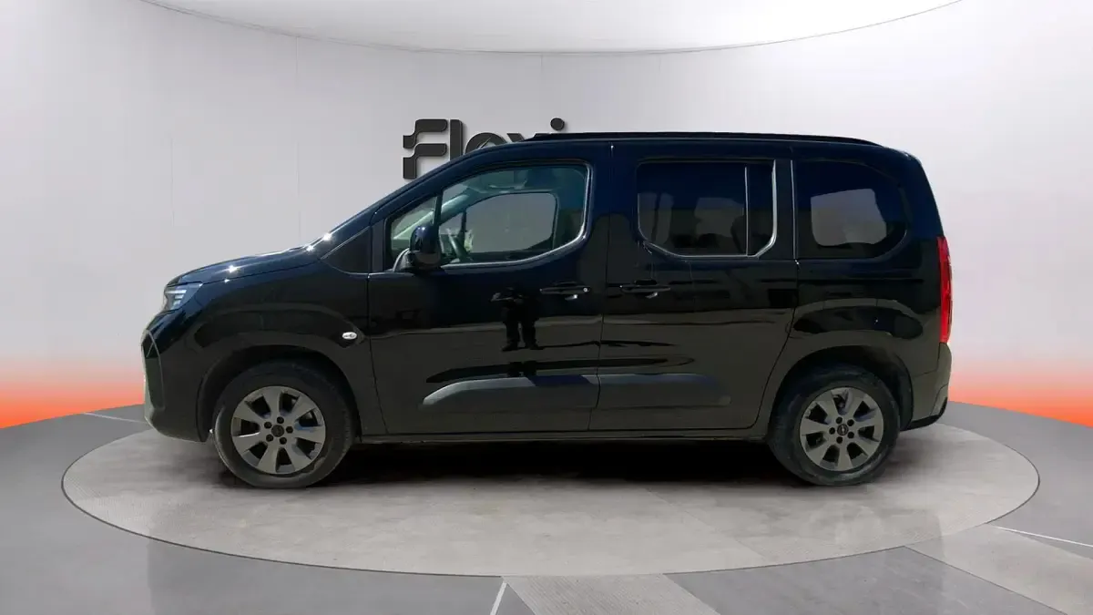 Usado Opel Combo S 101 CV (74 kW) 2024 Negro Monovolumen