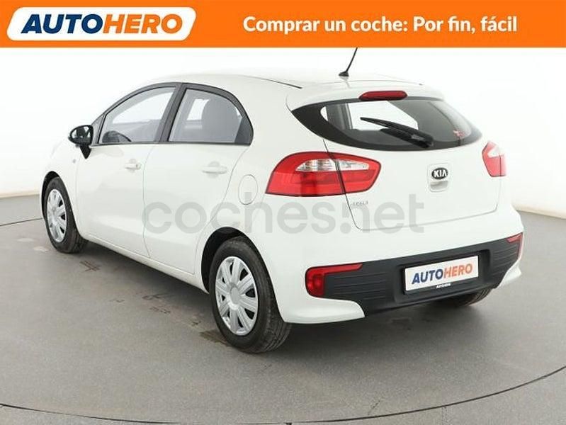 Usado Kia Rio 84 CV (61 kW) 2016 Blanco Utilitario