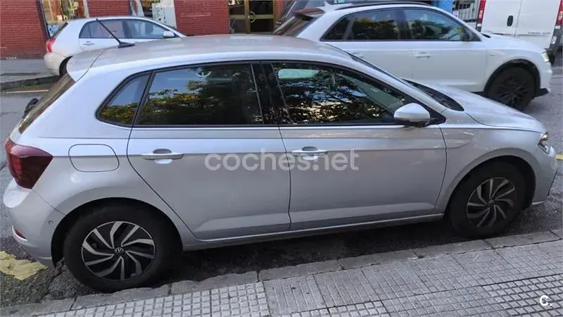 Usado VW Polo 95 HP (69 kW) 2022 Cinzento Citadino