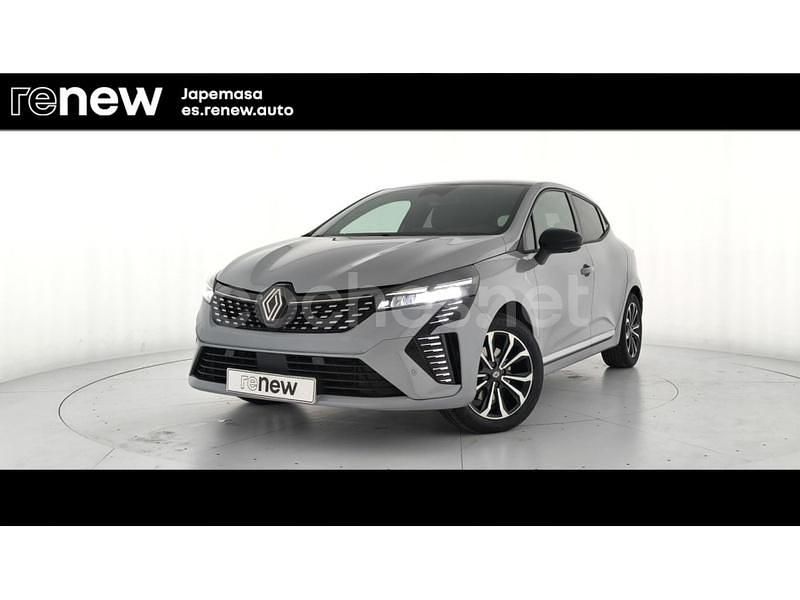 Usado Renault Clio V Techno 143 CV (105 kW) 2025 Gris / plata Berlina