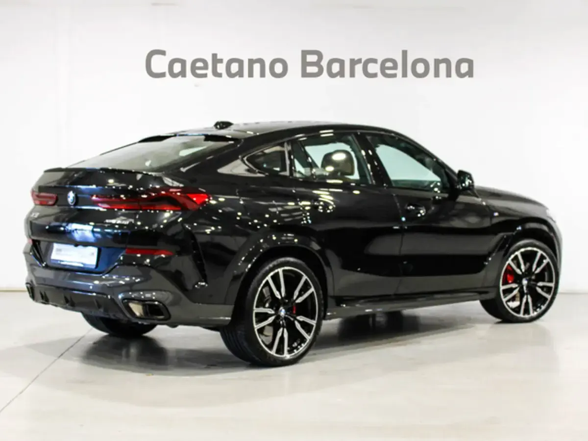 Usado BMW X6 M Sport 286 CV (210 kW) 2024 Negro SUV