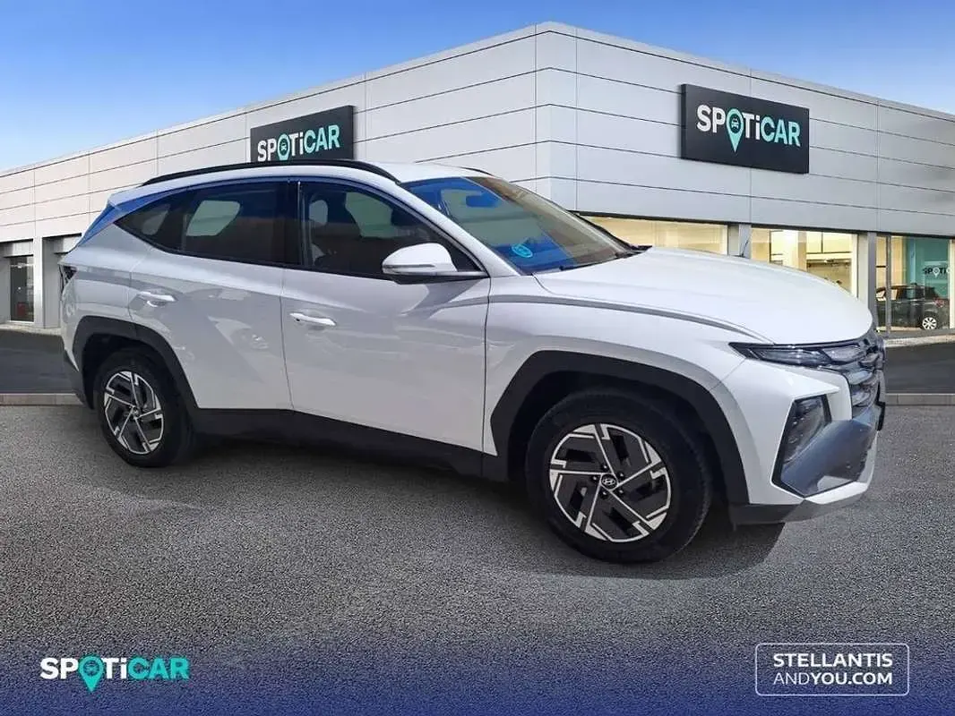 Usado Hyundai Tucson 160 CV (117 kW) 2025 Blanco SUV