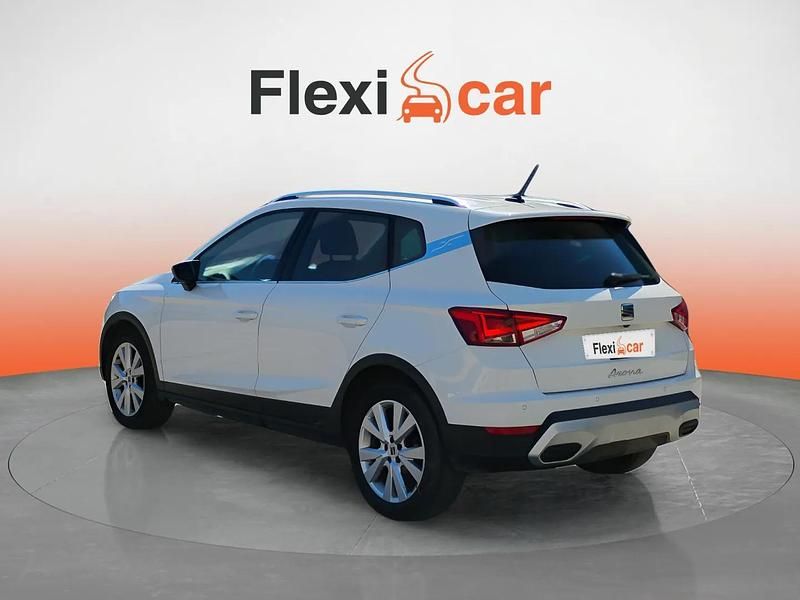 Usado Seat Arona Reference 110 CV (80 kW) 2021 Blanco SUV