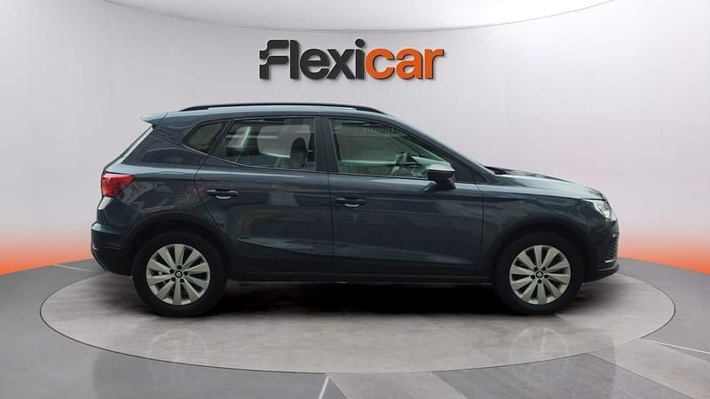 Usado Seat Arona Ecomotive 95 CV (69 kW) 2020 Azul SUV