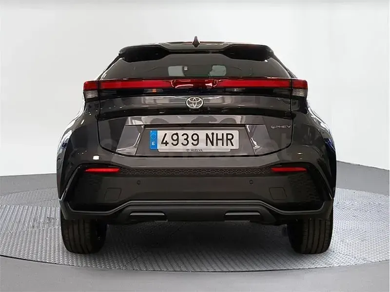 Usado Toyota C-HR Edition 223 CV (164 kW) 2025 Gris / plata SUV