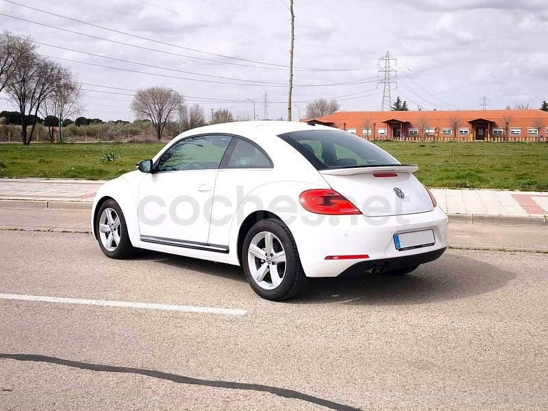 Usado VW Beetle Design 160 CV (117 kW) 2012 Blanco Utilitario
