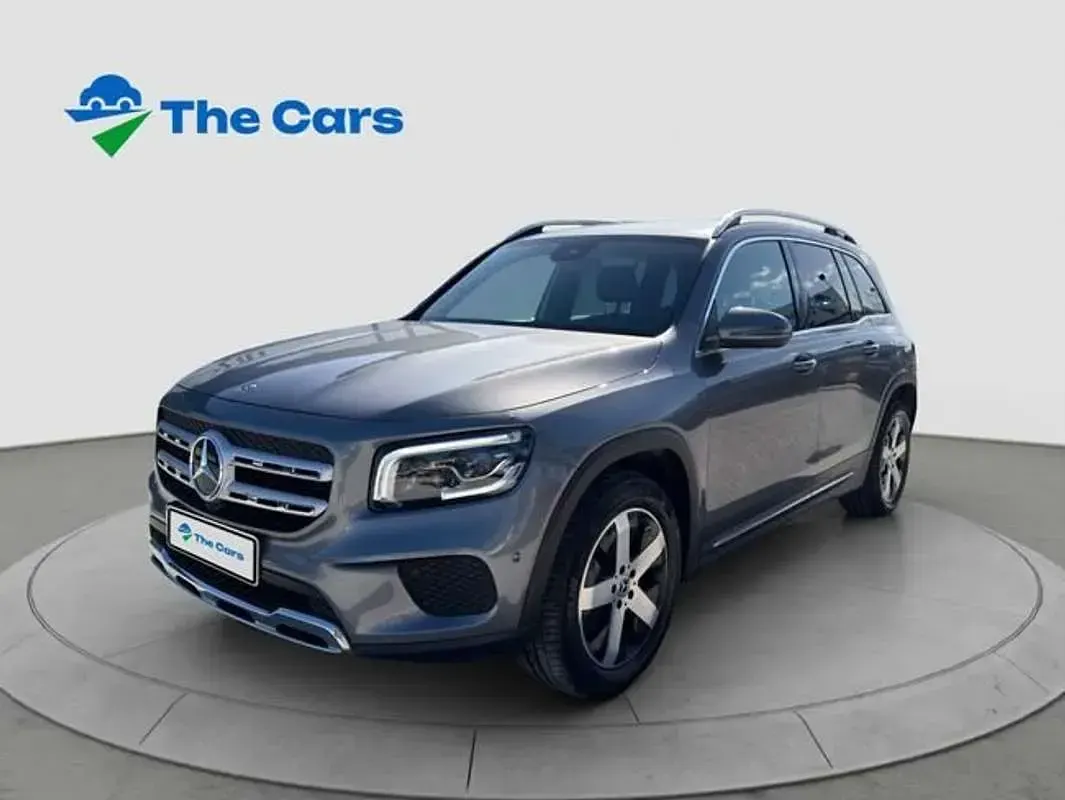 Usado Mercedes GLB200 150 CV (110 kW) 2020 Gris / plata SUV