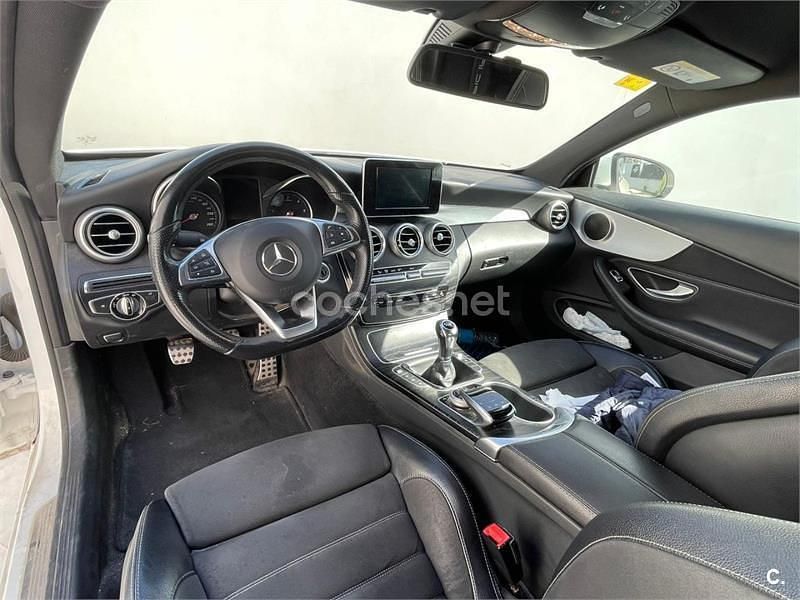 Usado Mercedes C220 AMG line 170 CV (125 kW) 2016 Blanco Coupe