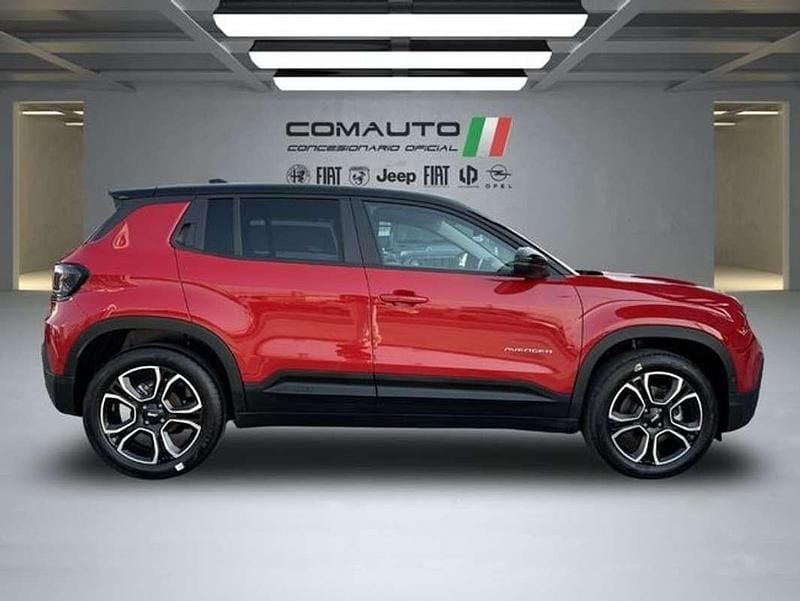 Nuevo Jeep Avenger Summit 111 CV (81 kW) 2025 Rojo SUV