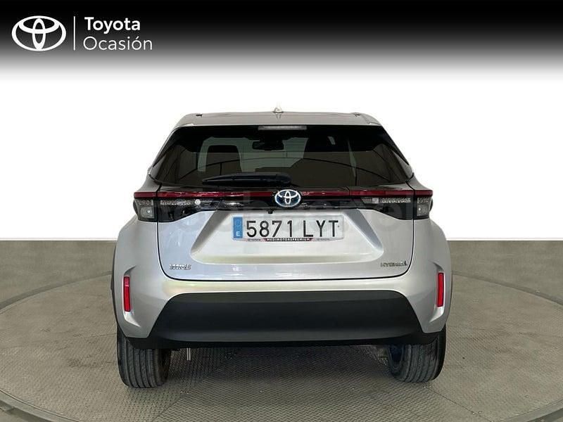 Usado Toyota Yaris Cross Style 116 CV (85 kW) 2021 Gris / plata SUV