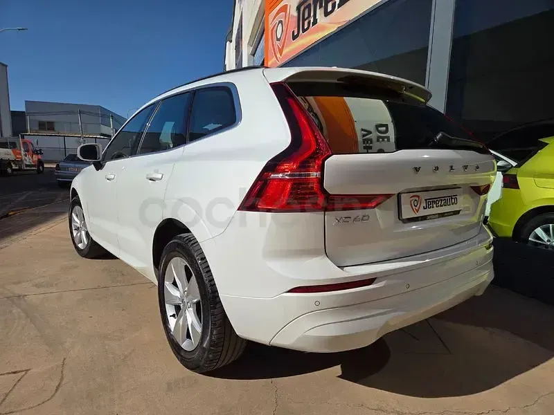 Usado Volvo XC60 Core 197 CV (144 kW) 2024 Blanco SUV