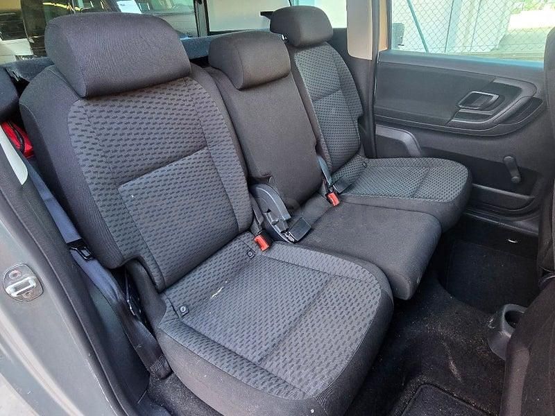 Usado Skoda Roomster Ambition 86 CV (63 kW) 2012 Gris / plata Monovolumen