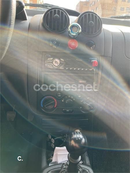 Usado Chevrolet Kalos SE 94 CV (69 kW) 2005 Gris / plata Berlina