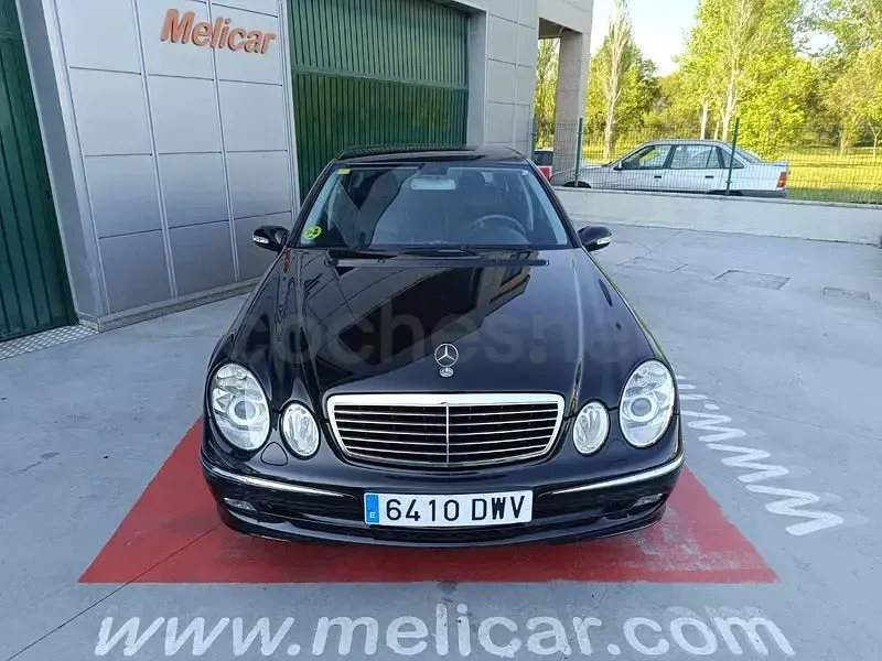 Usado Mercedes E280 Avantgarde 190 CV (139 kW) 2006 Negro Berlina