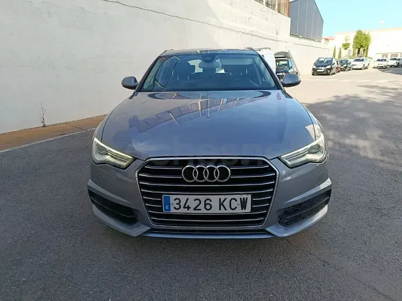 Usado Audi A6 190 CV (139 kW) 2017 Gris / plata Familiar