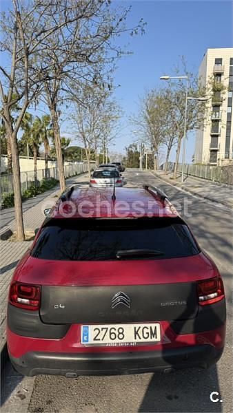 Usado Citroën C4 Shine 100 CV (73 kW) 2017 Rojo Berlina