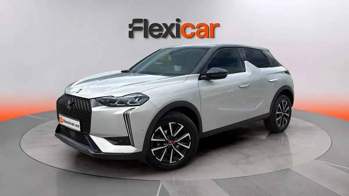 Usado DS Automobiles DS3 Crossback Performance 131 CV (96 kW) 2023 Beige SUV