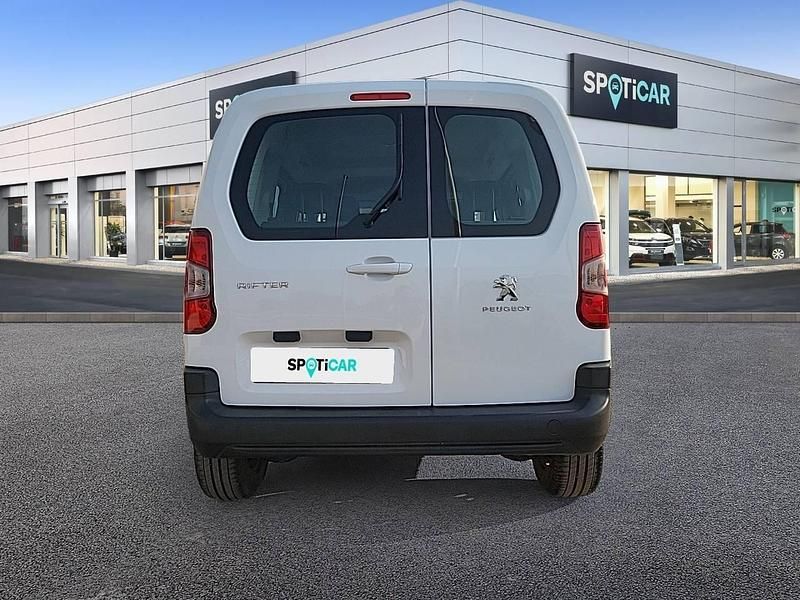 Usado Peugeot Rifter Business-Line 100 CV (73 kW) 2022 Blanco Monovolumen