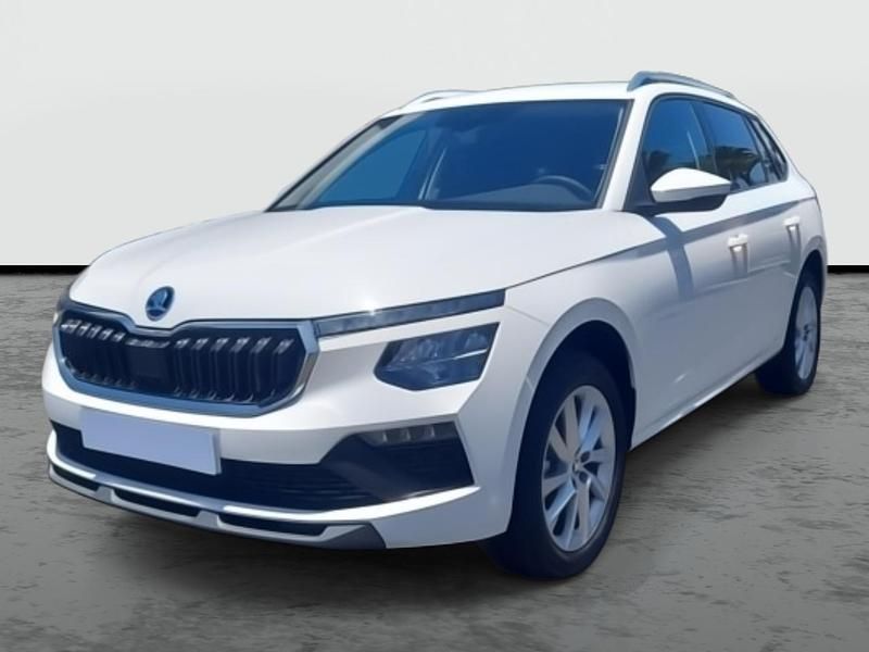 Blanco candy Usado 2025 Skoda Kamiq Selection SUV | 20.590 € (Precio justo) - Imagen 1/4