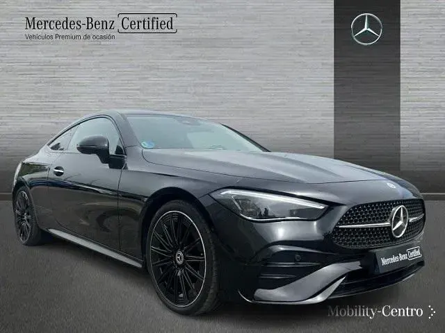 Usado Mercedes CLE300 Advanced Plus 258 CV (189 kW) 2024 Negro obsidiana  pintura metalizada Coupe