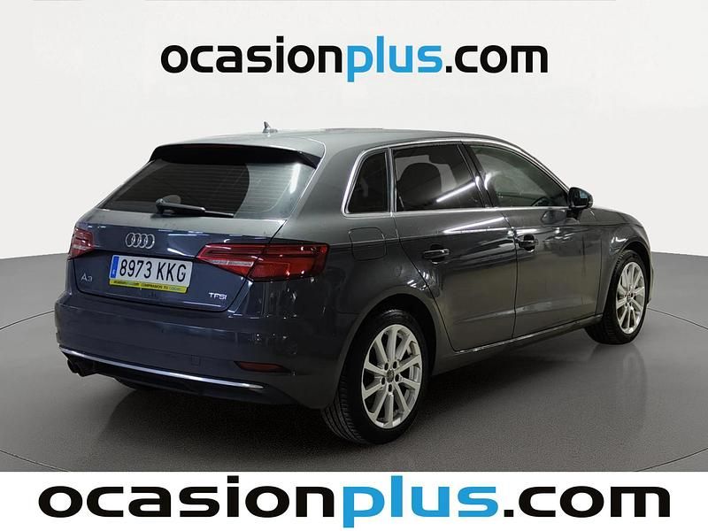 Usado Audi A3 Design 150 CV (110 kW) 2018 Gris Berlina
