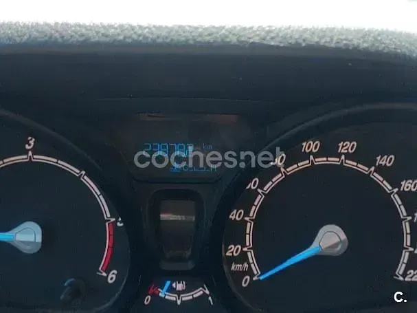 Usado Ford Tourneo Connect Active 100 CV (73 kW) 2019 Blanco Monovolumen