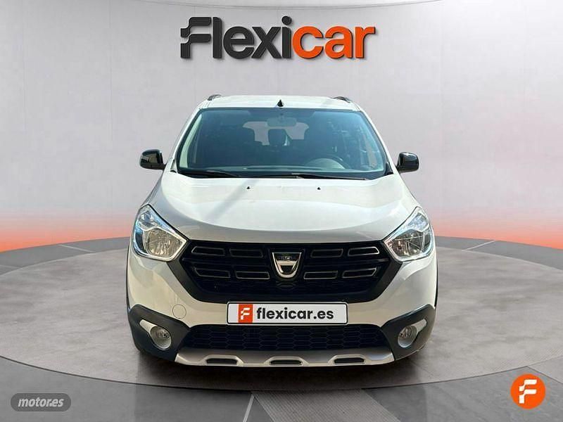 Usado Dacia Lodgy 115 CV (84 kW) 2021 Blanco Monovolumen