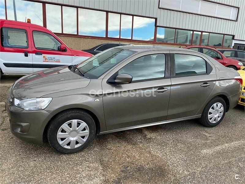 Usado Citroën C-Elysee I Seduction 115 CV (84 kW) 2014 Beige Berlina