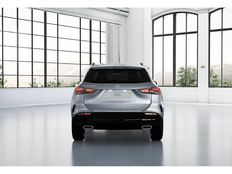 Nuevo Mercedes GLA250 217 CV (159 kW) 2026 Gris SUV