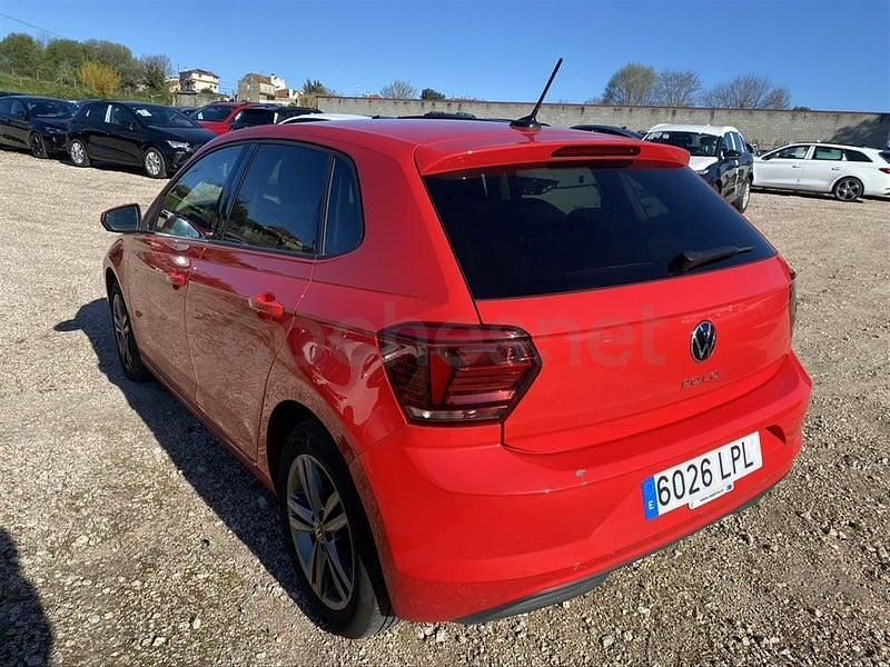 Usado VW Polo Advance 95 CV (69 kW) 2021 Rojo Utilitario