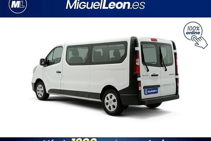 Usado Renault Trafic 110 CV (80 kW) 2024 Blanco Monovolumen