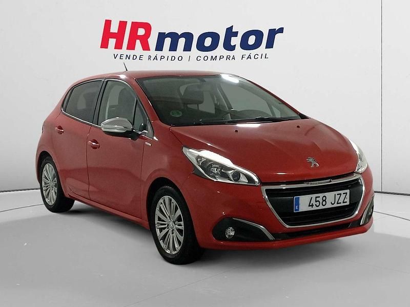 Rojo Usado 2017 Peugeot 208 Style Utilitario | 7810 € (Buen precio) - Imagen 1/4