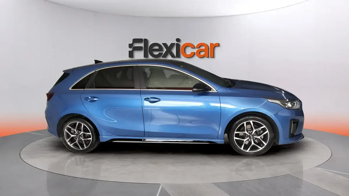 Usado Kia Ceed GT GT-Line 140 CV (102 kW) 2020 Azul Berlina
