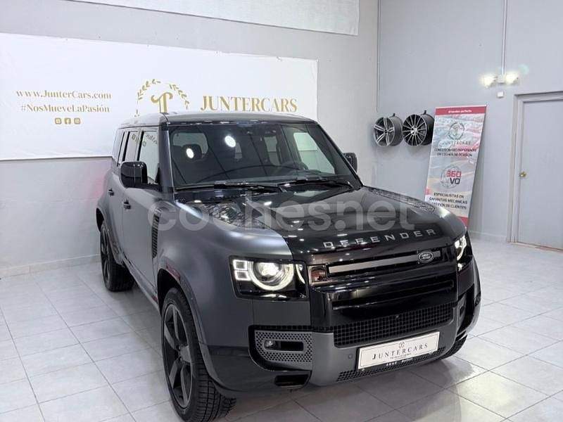 Negro Usado 2023 Land Rover Defender Carpathian Edition SUV | 110.000 € - Imagen 1/4