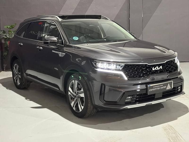 Usado Kia Sorento 194 CV (142 kW) 2023 Gris SUV